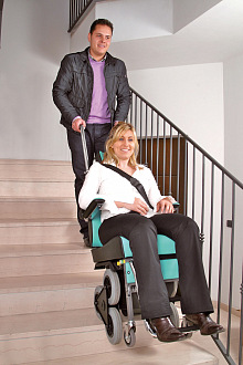 Kolečkový schodolez Veverka